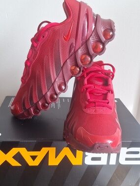 Nike Air Max Dn8 University Red Women Casual Shoes Sneakers HF5509-600